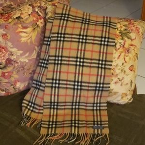 Burberry scarf